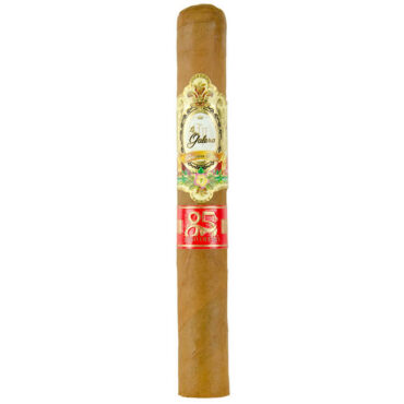 LLa Galera El Lector Toro close-up with golden Connecticut wrapper.