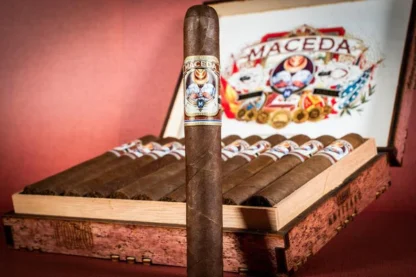 Maceda Habano Toro 5-Pack cigars hand-rolled in Nicaragua